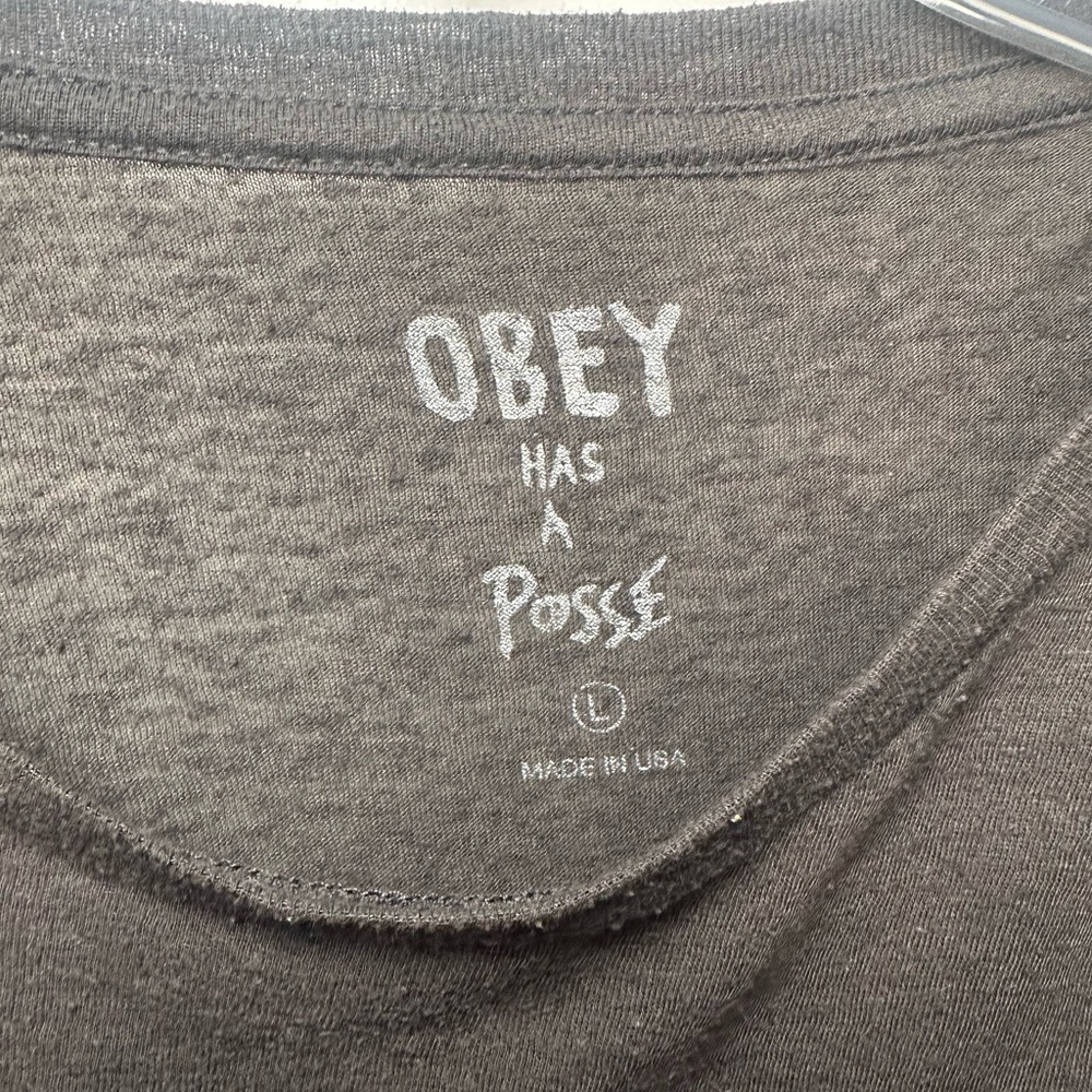 Obey Gray Tee with Floral Logo - Picture 4 of 5